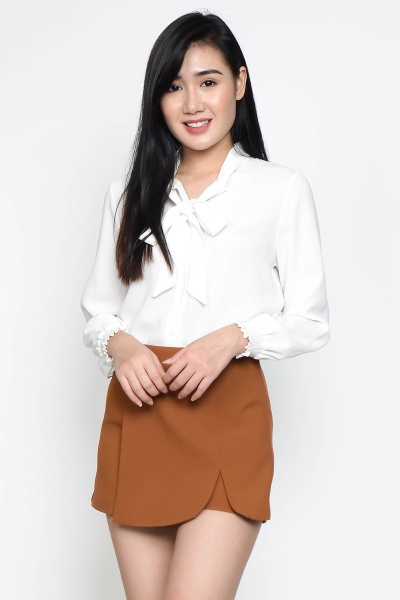 Kessie Knot Top - White (free inner singlet)