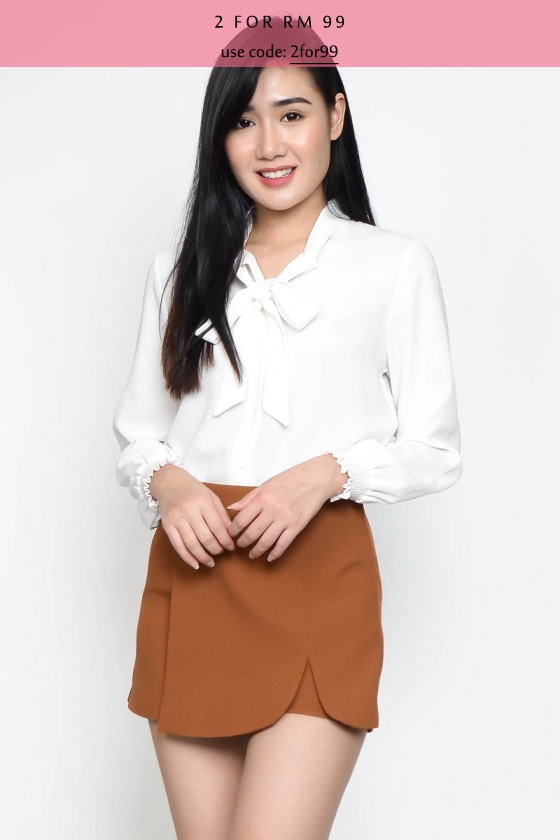 Kessie Knot Top - White (free inner singlet)