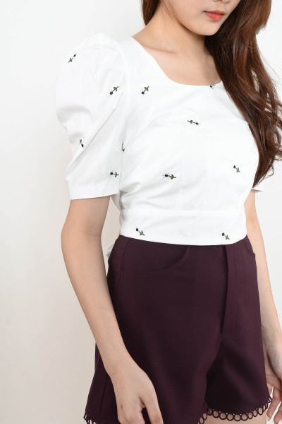 Inge Embroidery Floral Top - Black