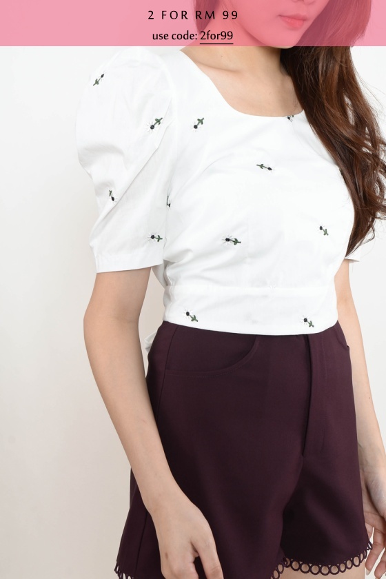 Inge Embroidery Floral Top - Black