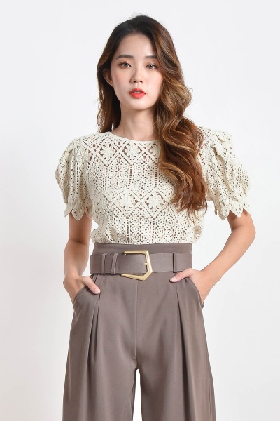 Saturnina Knitted Top