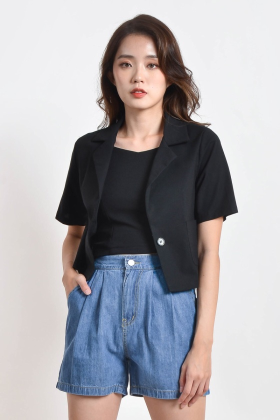 Bernita Short Outerwear - Black